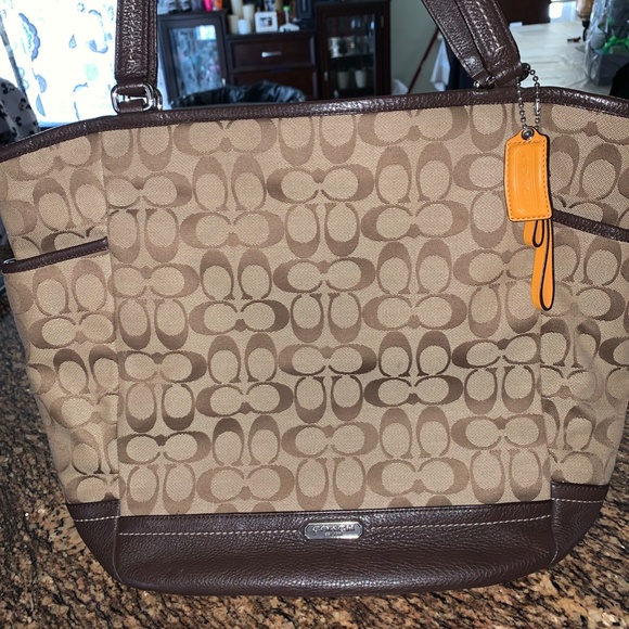 Coach Tote - Picture 2 of 5